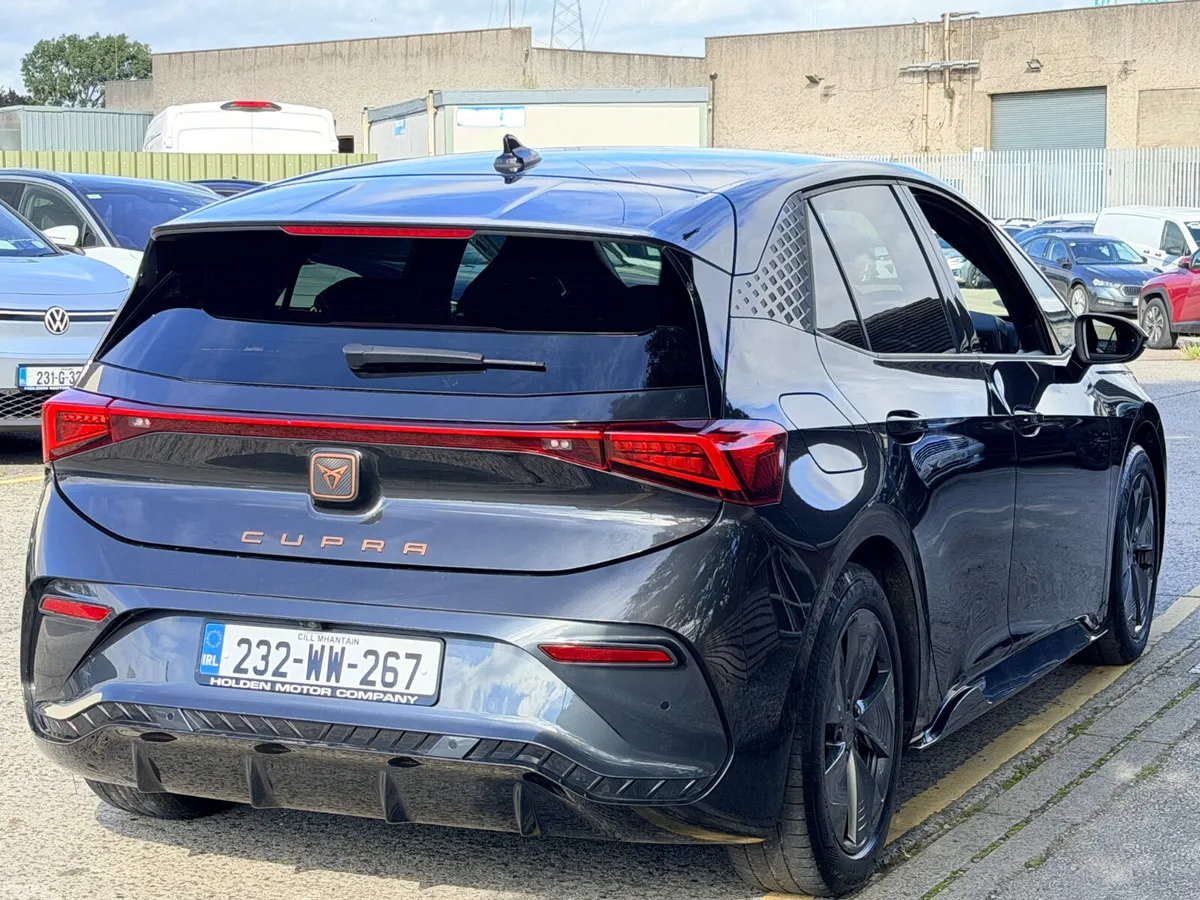 Cupra Born Estate, Electric, 2023, Grey