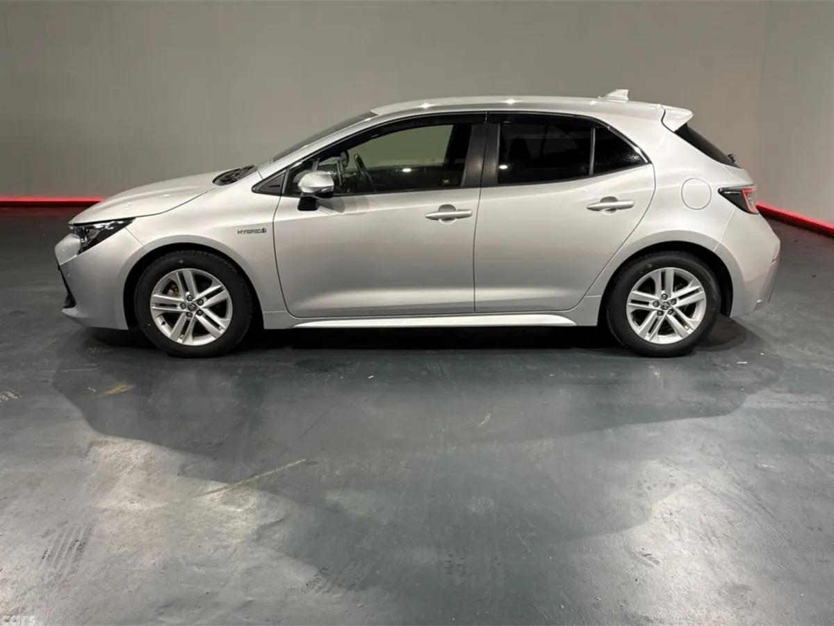 Toyota Corolla Hatchback, Petrol Hybrid, 2019, Silver