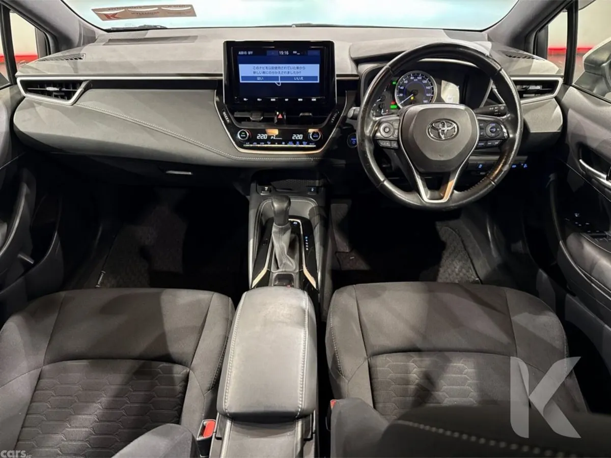 Toyota Corolla Hatchback, Petrol Hybrid, 2019, Silver