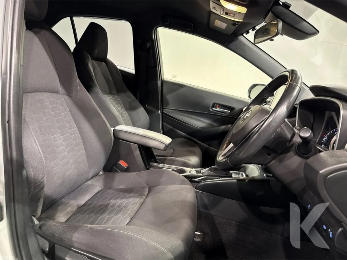 Toyota Corolla Hatchback, Petrol Hybrid, 2019, Silver