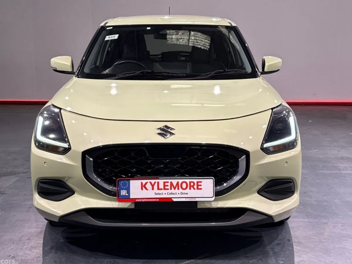 Suzuki Swift Hatchback, Petrol Hybrid, 2023, Green