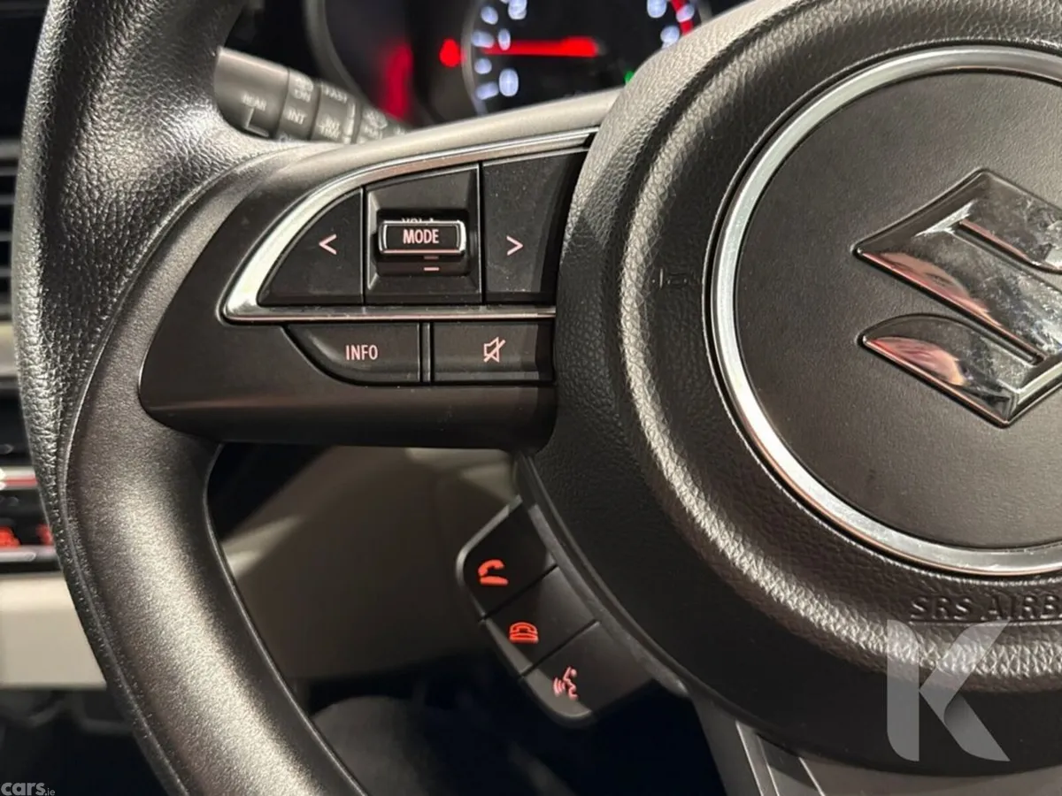 Suzuki Swift Hatchback, Petrol Hybrid, 2023, Green