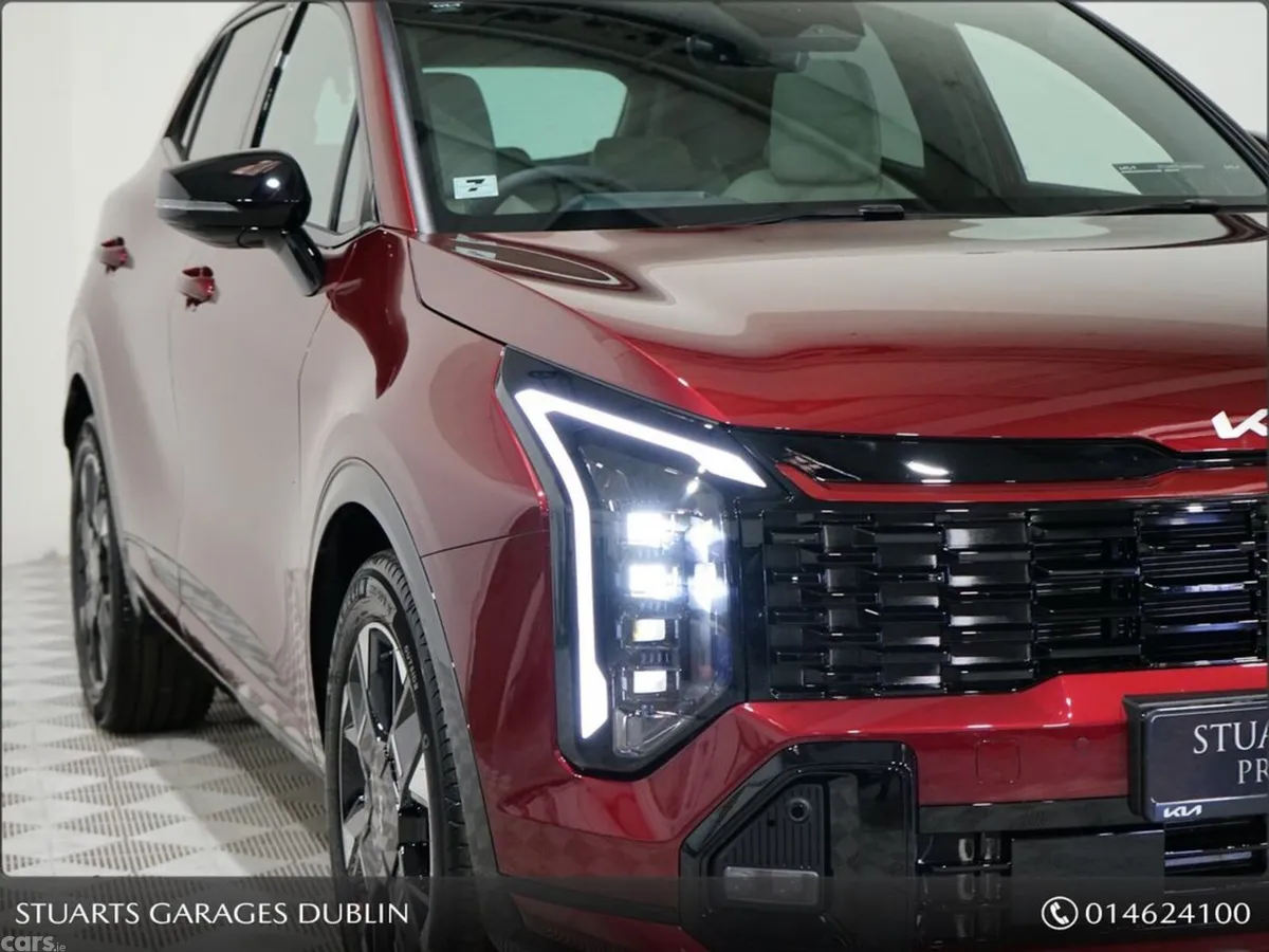 Kia Sportage SUV, Petrol Hybrid, 2027, Red