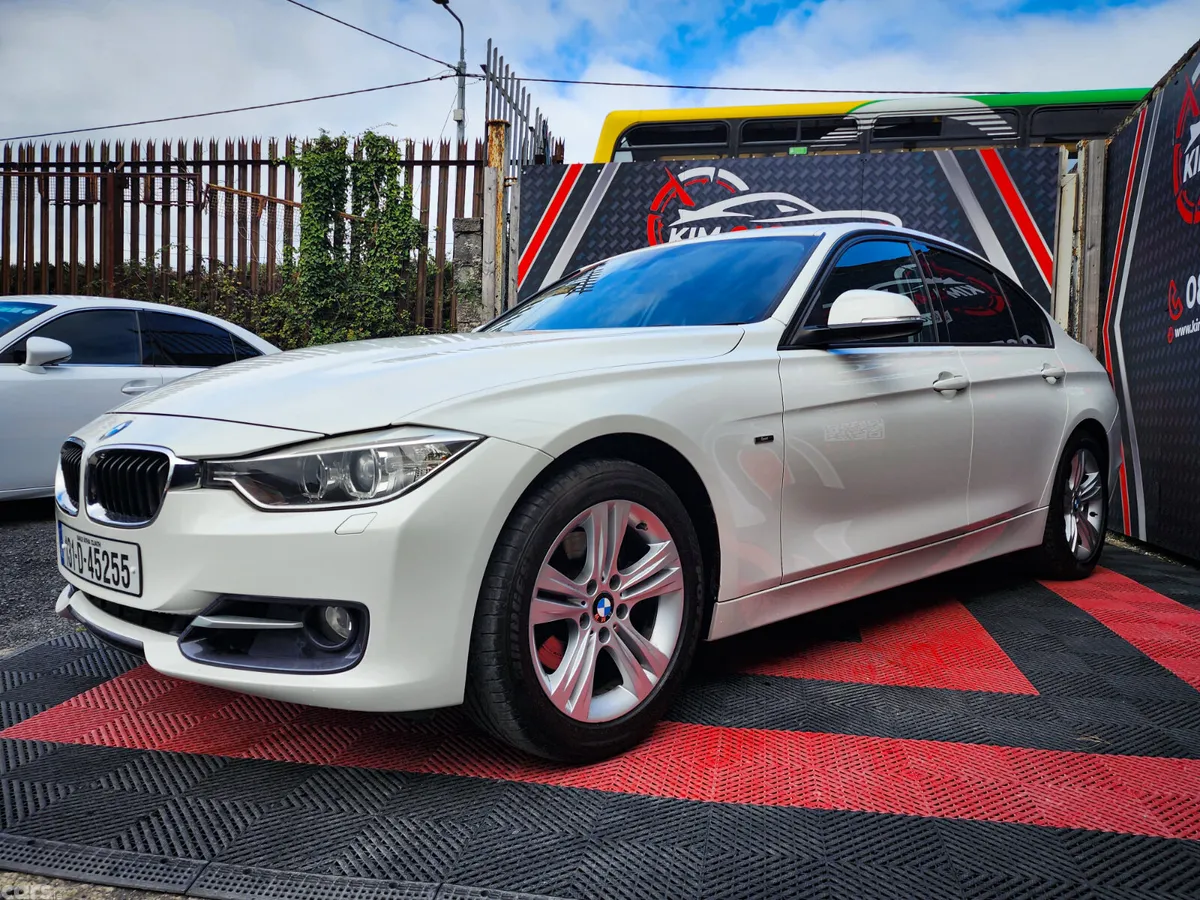 BMW 3-Series Saloon, Petrol, 2013, White