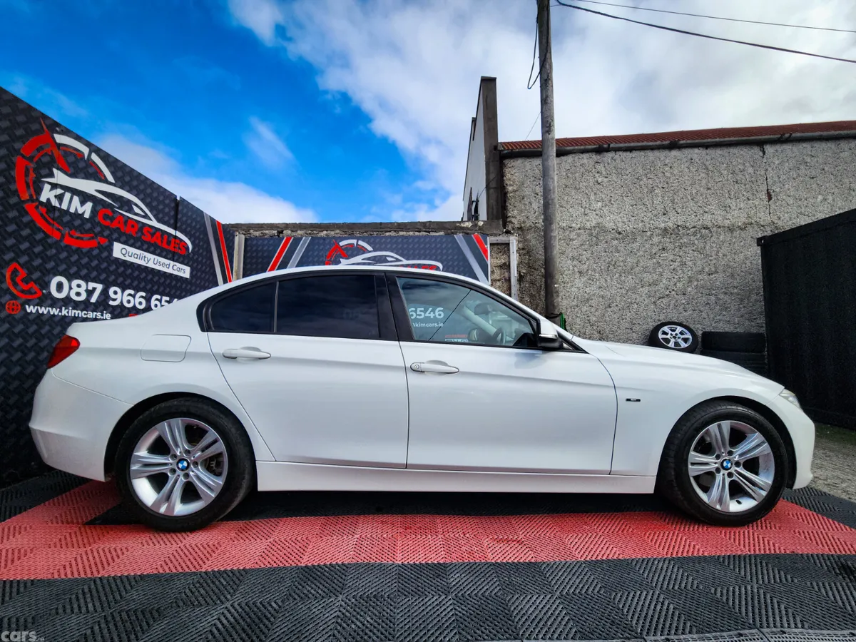 BMW 3-Series Saloon, Petrol, 2013, White