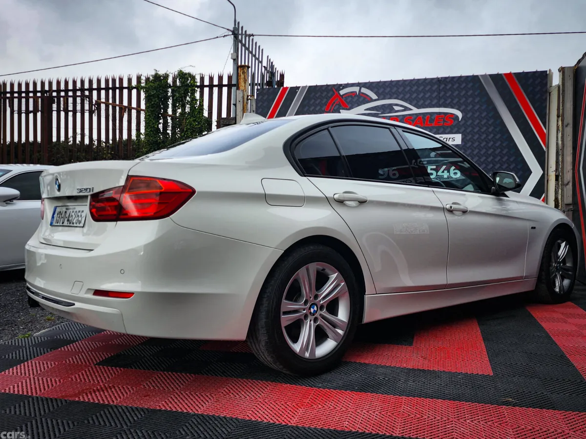 BMW 3-Series Saloon, Petrol, 2013, White