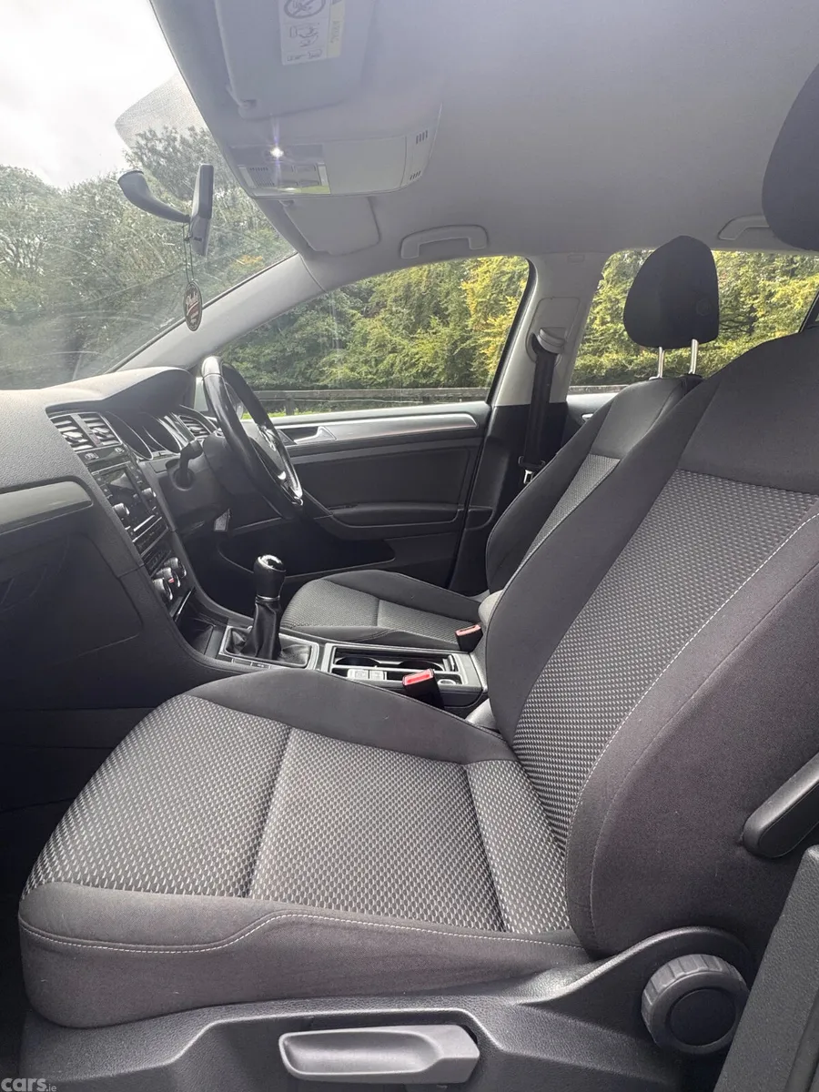 Volkswagen Golf Hatchback, Diesel, 2019, Grey