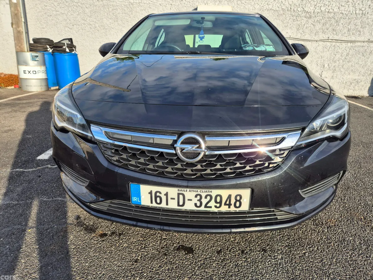 Opel Astra Hatchback, Diesel, 2016, Black
