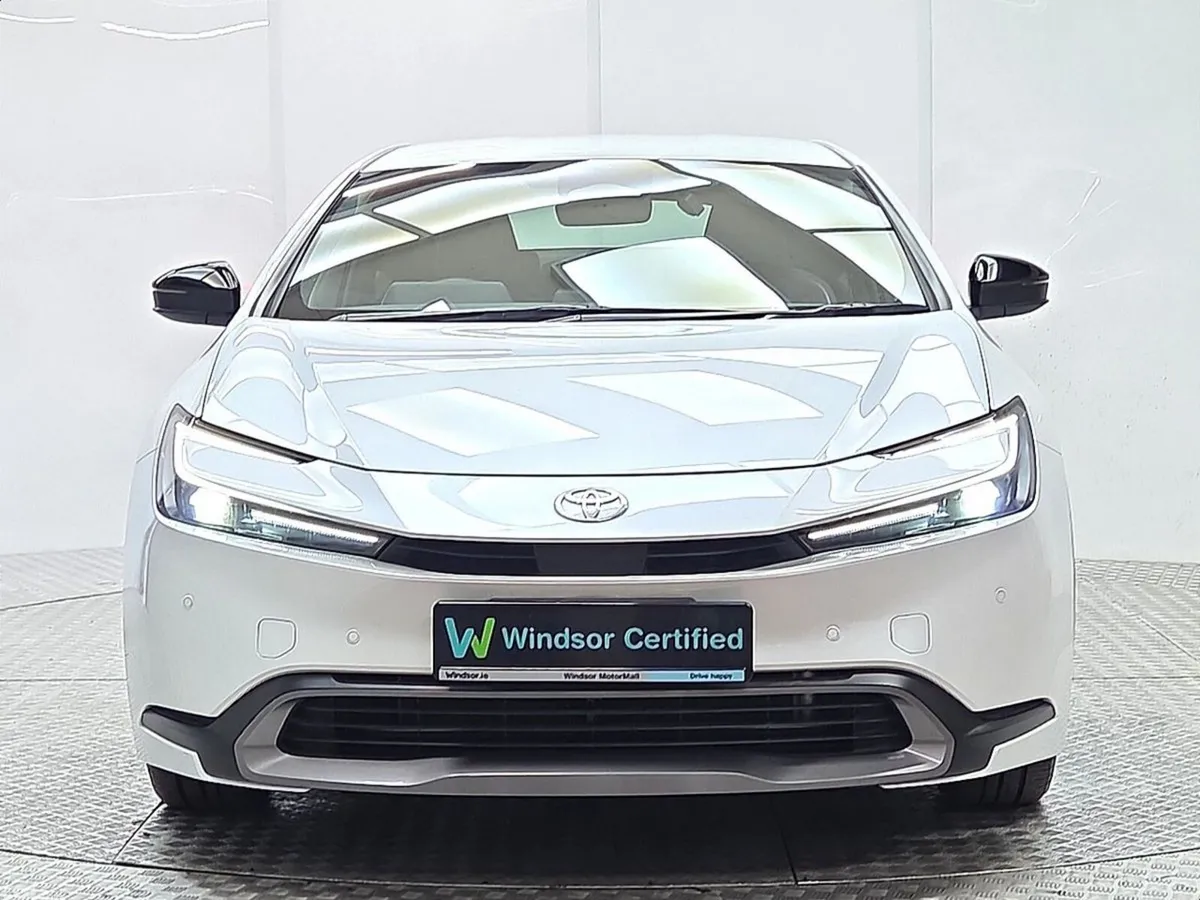 Toyota Prius Hatchback, Petrol Hybrid, 2024, White