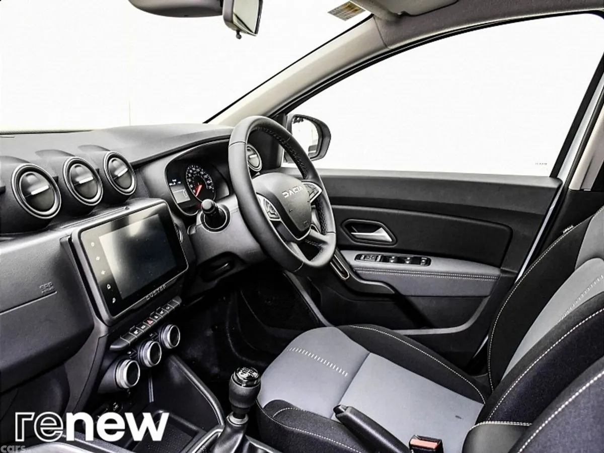 Dacia Duster SUV, Diesel, 2023, White