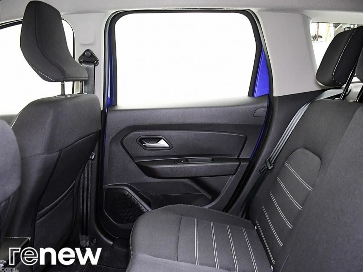 Dacia Duster SUV, Diesel, 2023, Blue