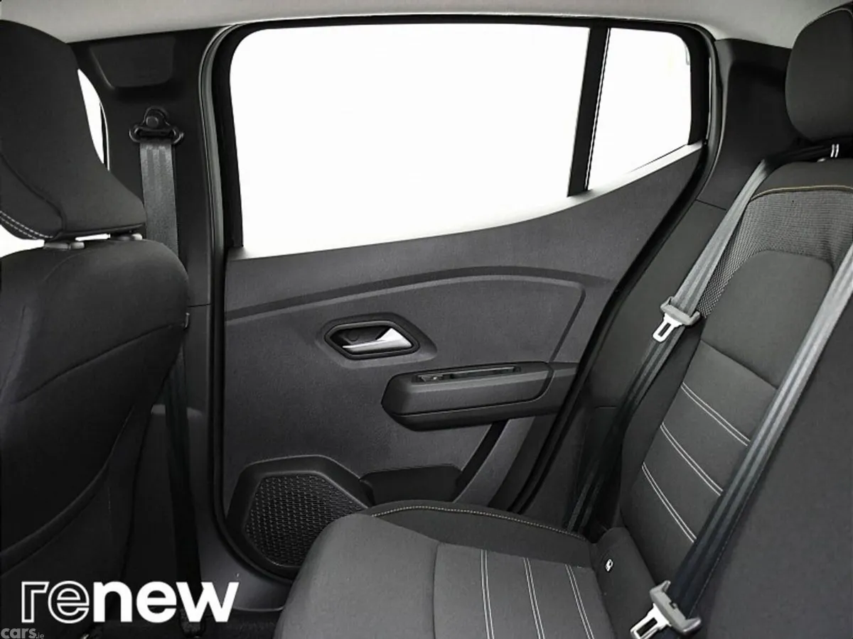 Dacia Sandero Stepway SUV, Petrol, 2024, Black