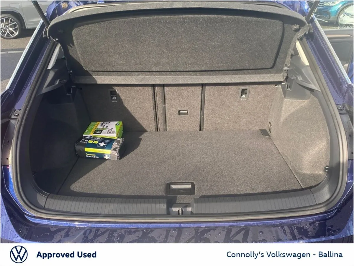 Volkswagen T-Roc SUV, Petrol, 2019, Blue