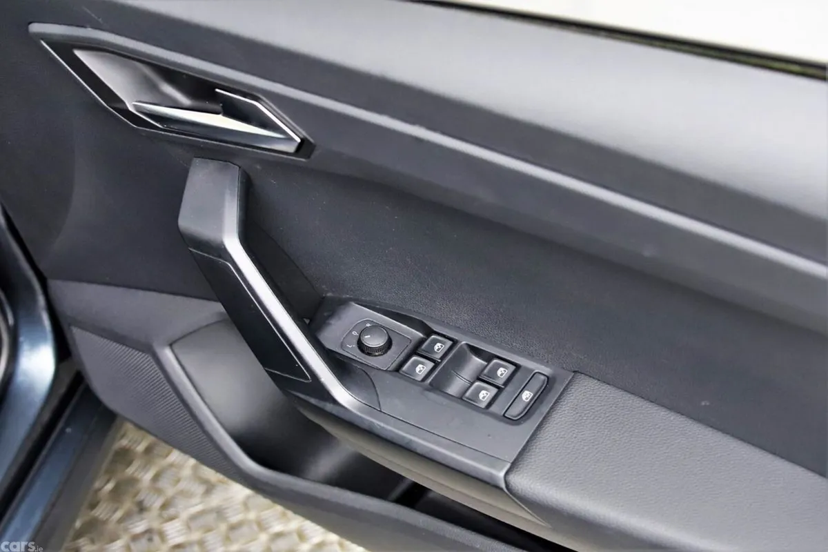 SEAT Arona SUV, Petrol, 2024, Grey