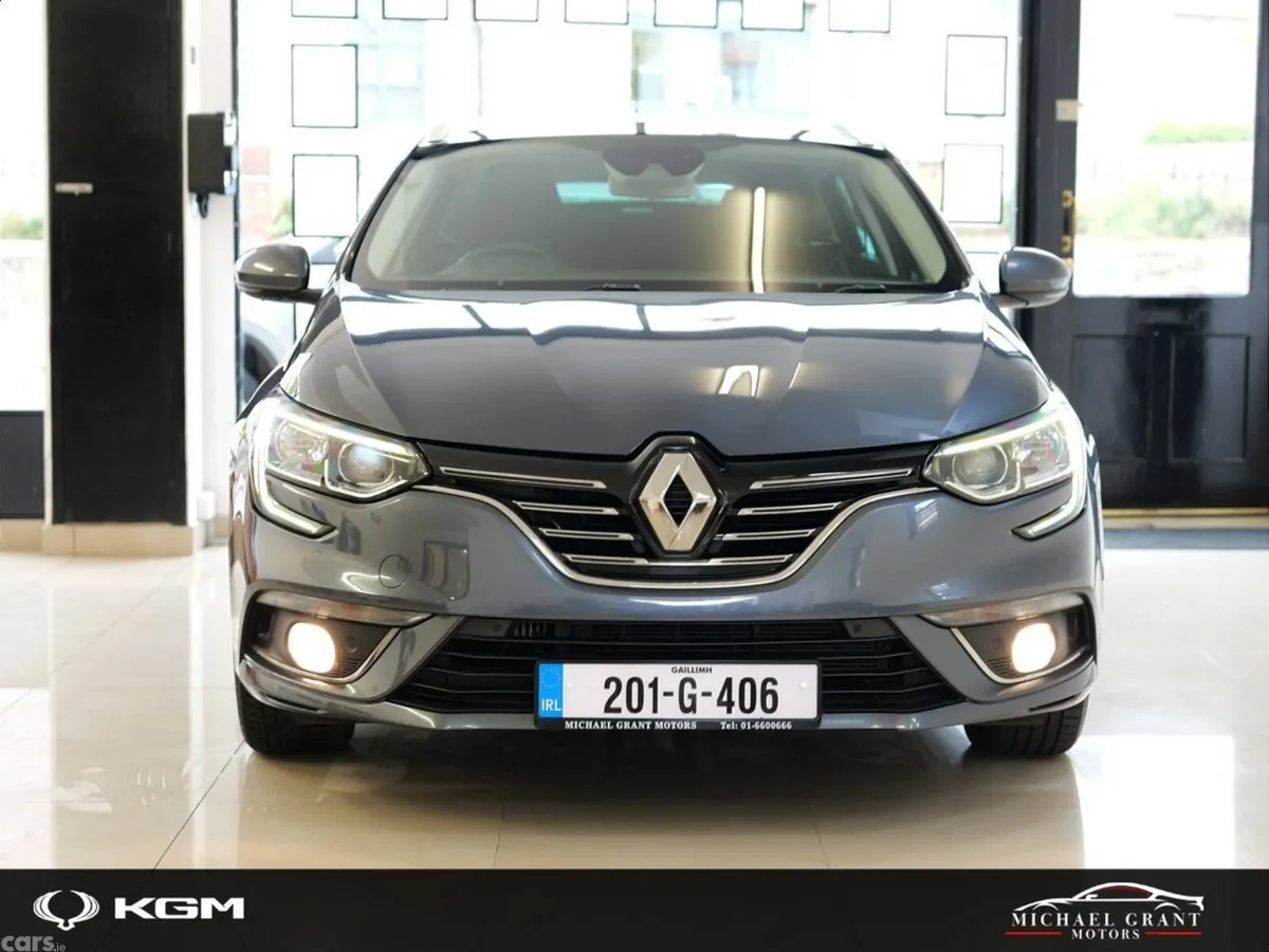 Renault Megane Estate, Petrol, 2020, Grey
