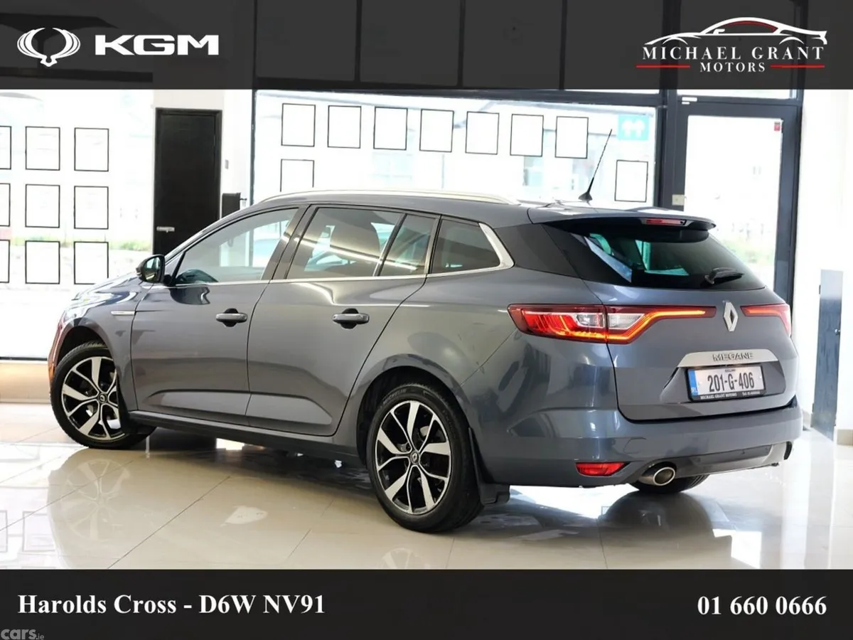 Renault Megane Estate, Petrol, 2020, Grey