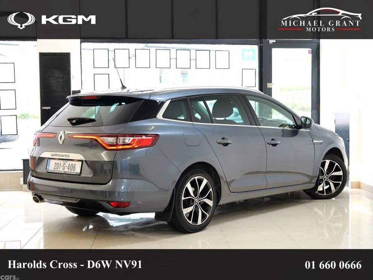 Renault Megane Estate, Petrol, 2020, Grey