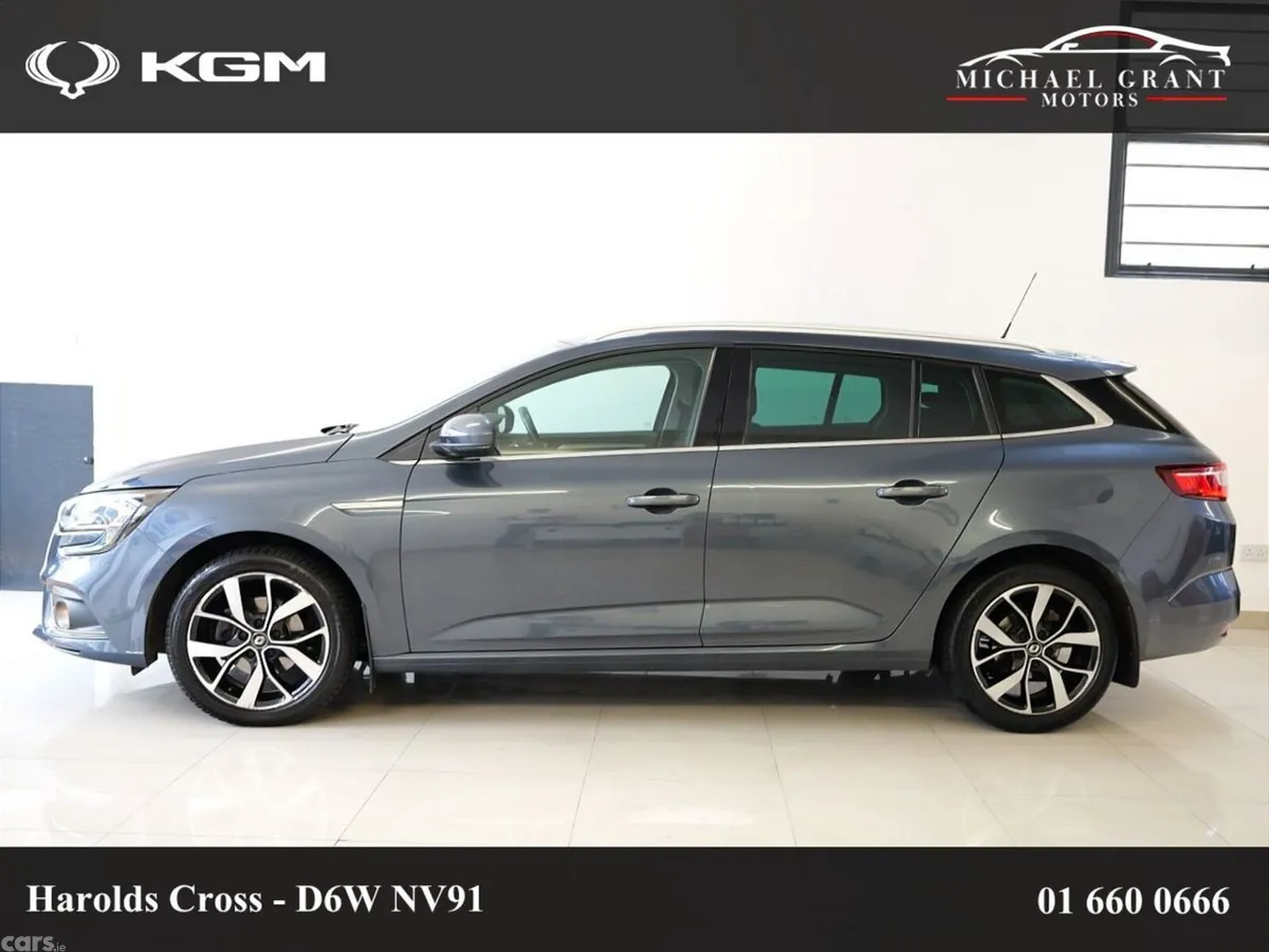 Renault Megane Estate, Petrol, 2020, Grey