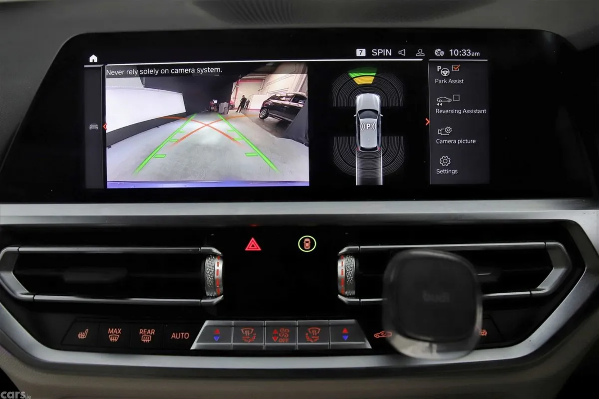 BMW 3-Series Estate, Petrol Plug-in Hybrid, 2022, Blue