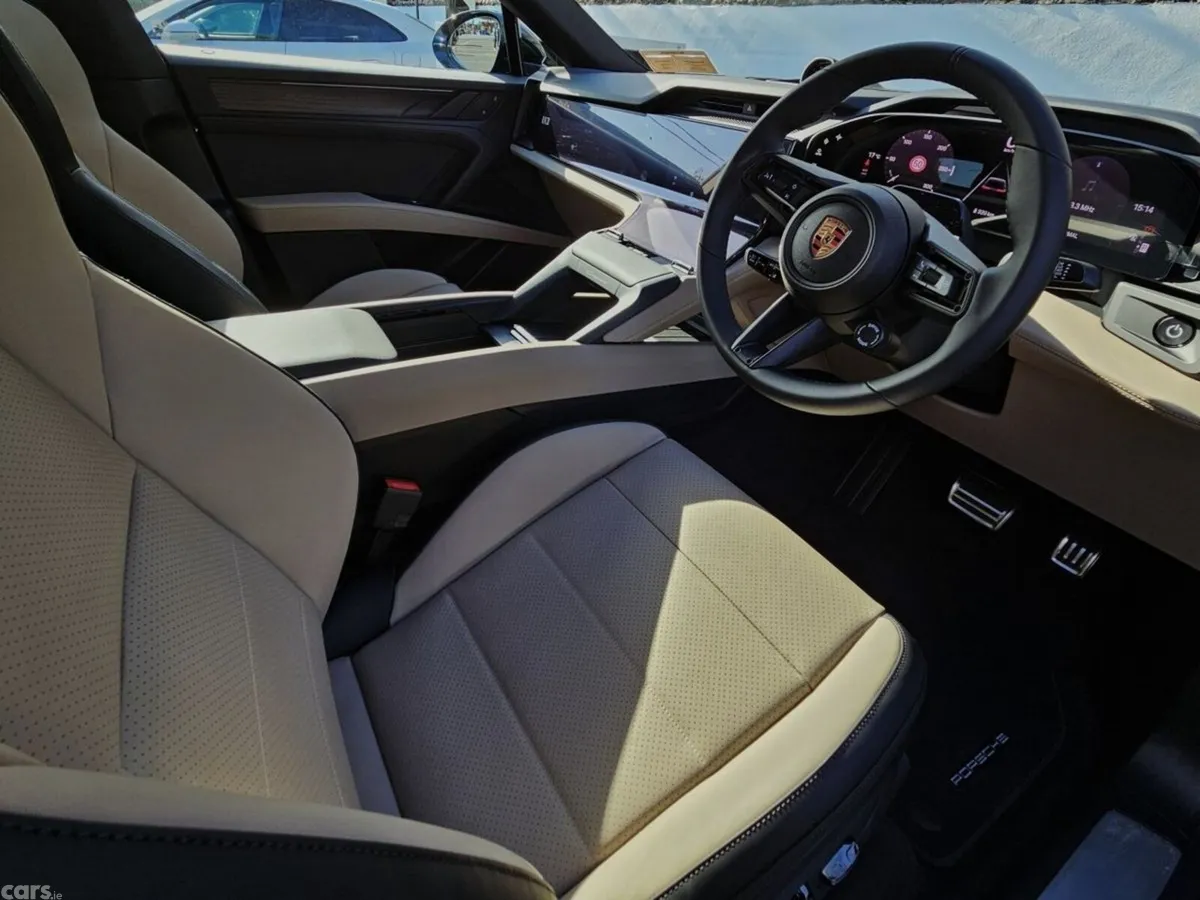 Porsche Cayenne Coupe, Electric, 2026, Blue