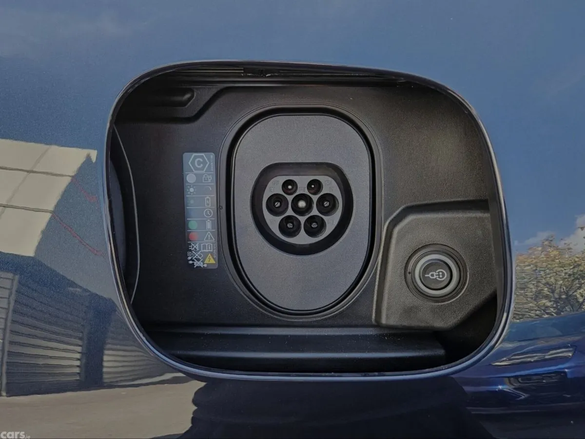 Porsche Cayenne Coupe, Electric, 2026, Blue