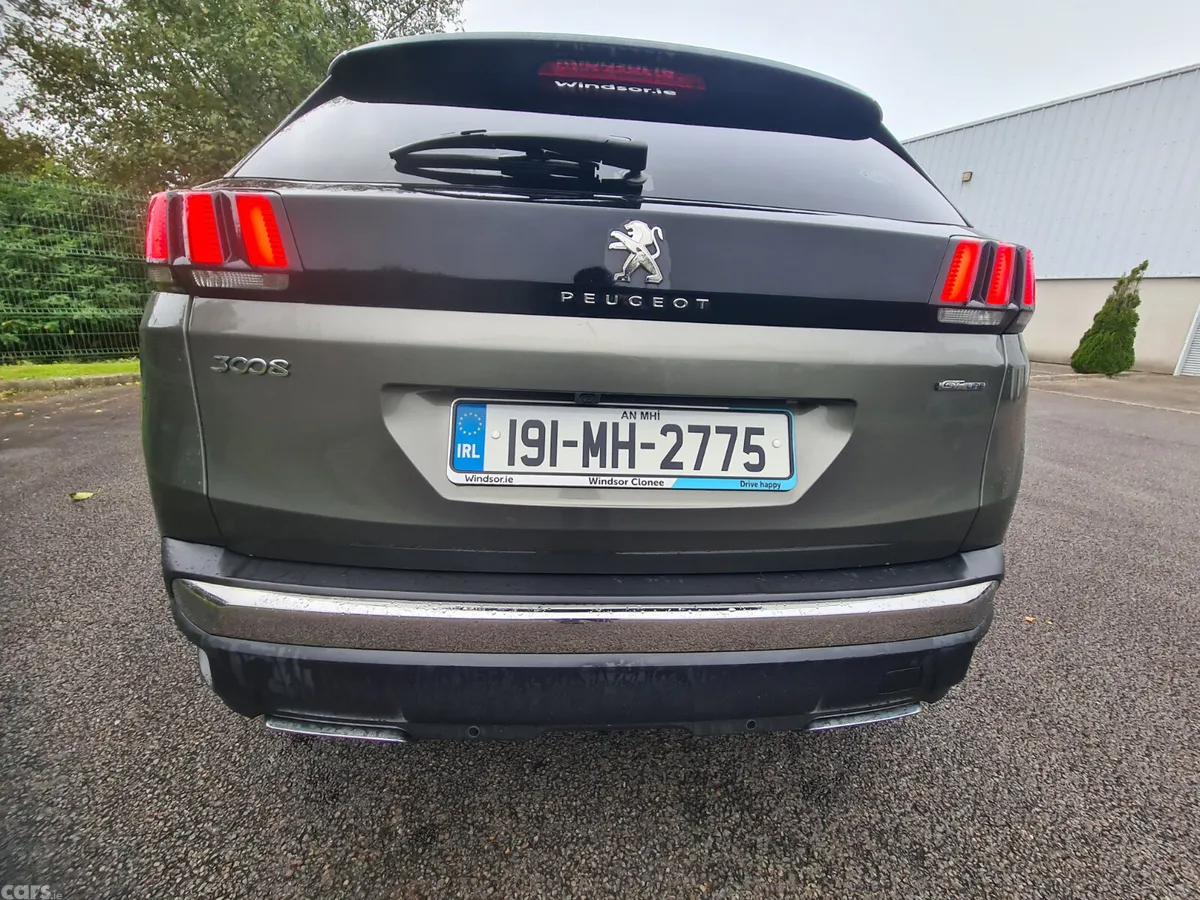 Peugeot 3008 MPV, Petrol, 2019, Grey