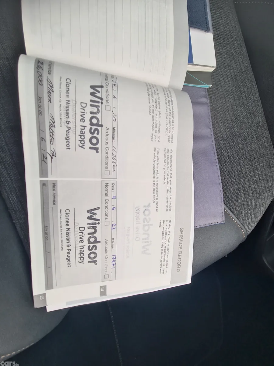 Peugeot 3008 MPV, Petrol, 2019, Grey
