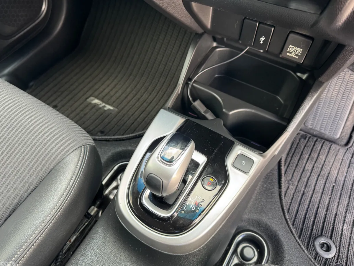 Honda Fit Hatchback, Petrol Hybrid, 2018, Black
