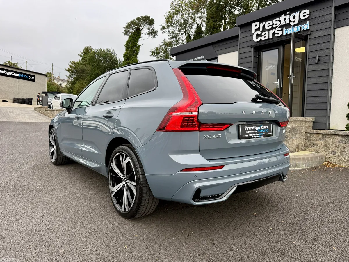 Volvo XC60 SUV, Petrol Plug-in Hybrid, 2022, Grey