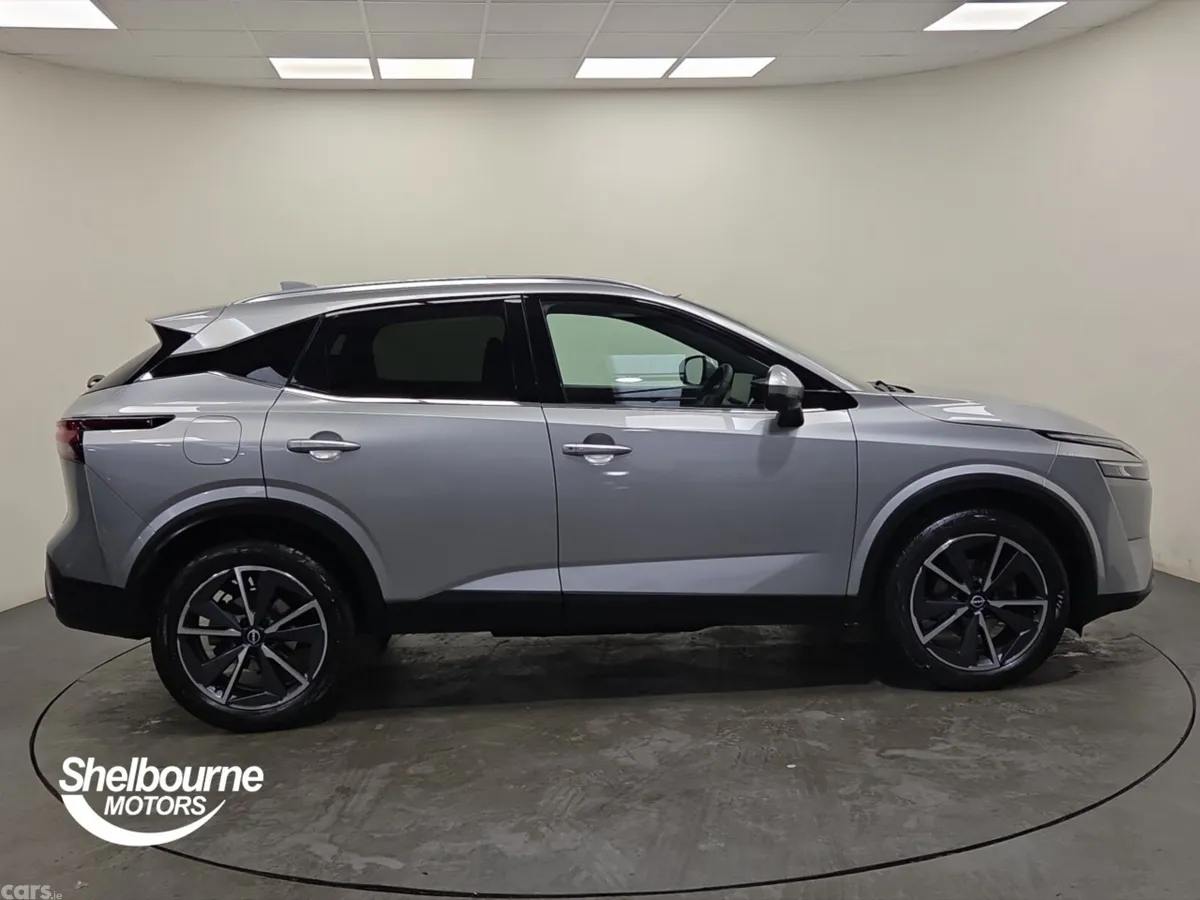 Nissan Qashqai Hatchback, Petrol, 2023, Silver
