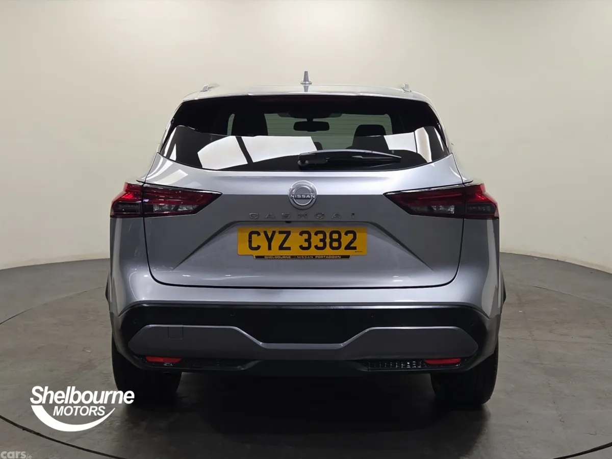 Nissan Qashqai Hatchback, Petrol, 2023, Silver
