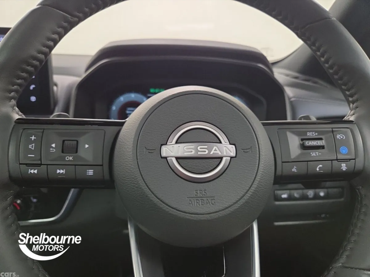 Nissan Qashqai Hatchback, Petrol, 2023, Silver