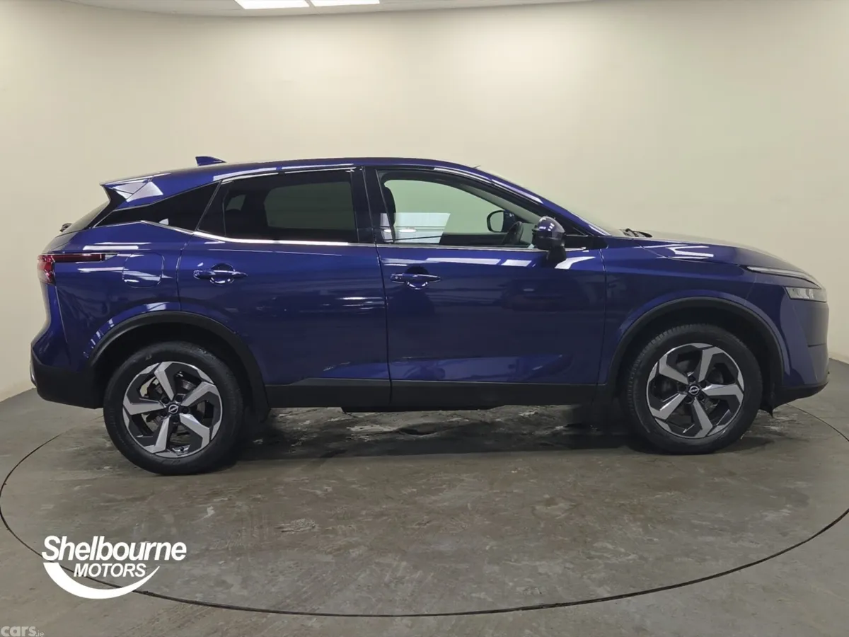 Nissan Qashqai Hatchback, Petrol, 2023, Blue