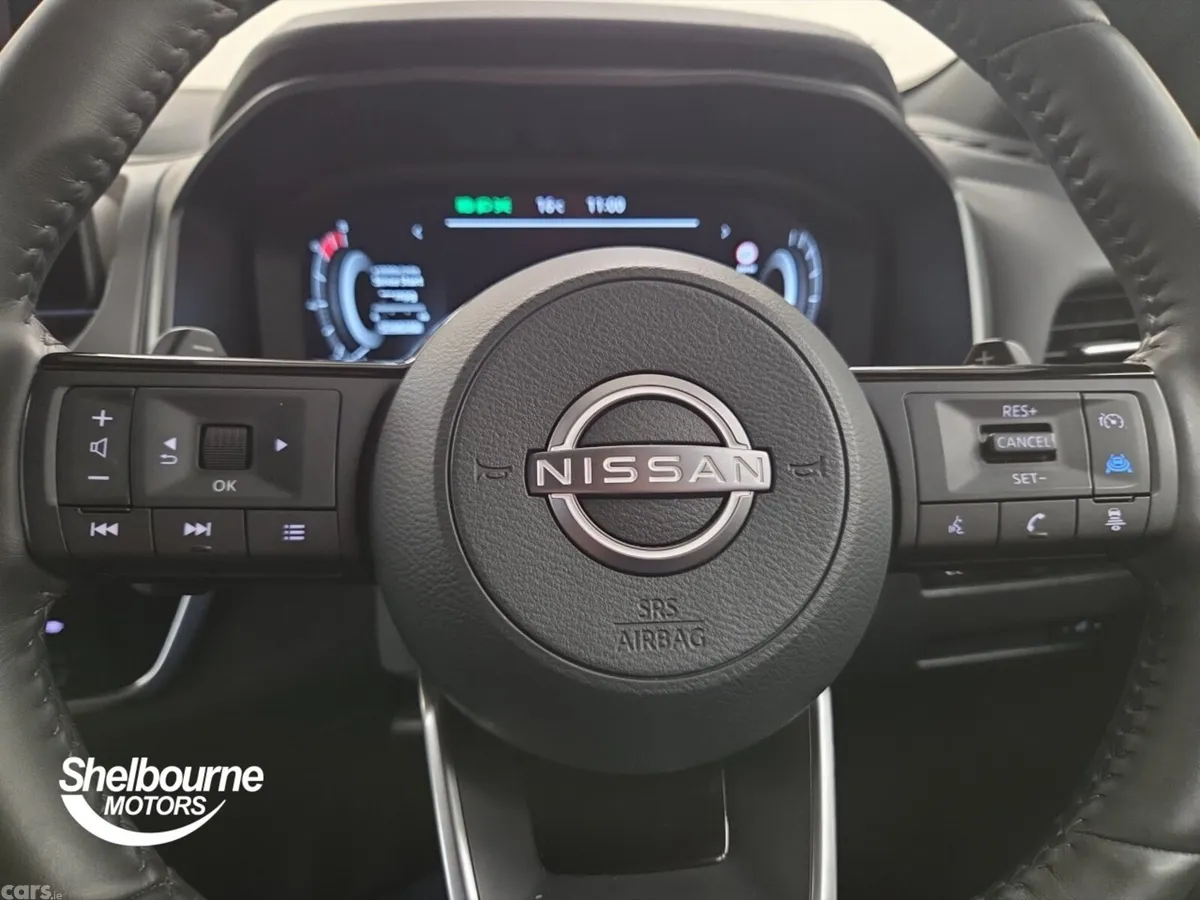 Nissan Qashqai Hatchback, Petrol, 2025, Silver
