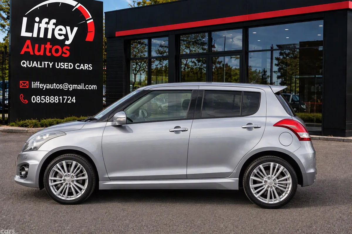 Suzuki Swift Hatchback, Petrol, 2015, Grey