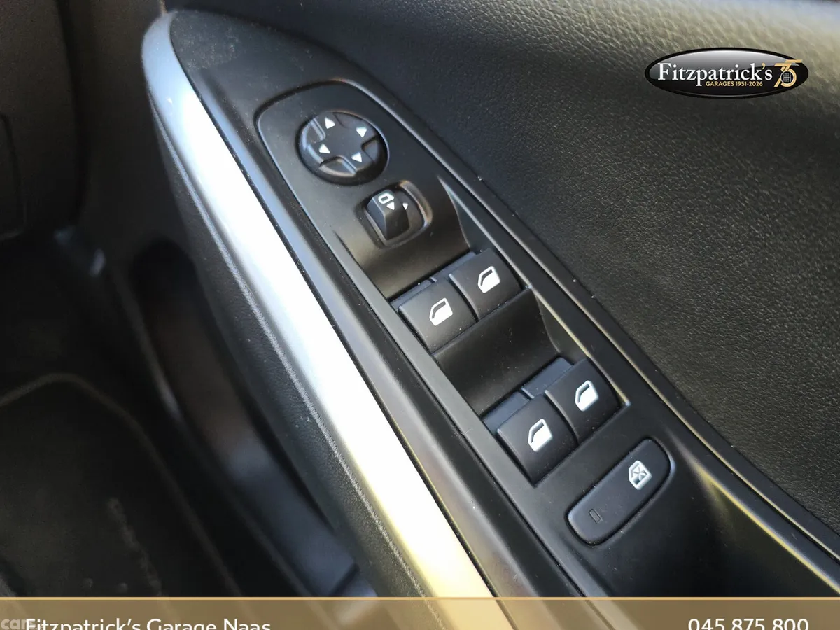 Opel Grandland X SUV, Petrol, 2023, Red