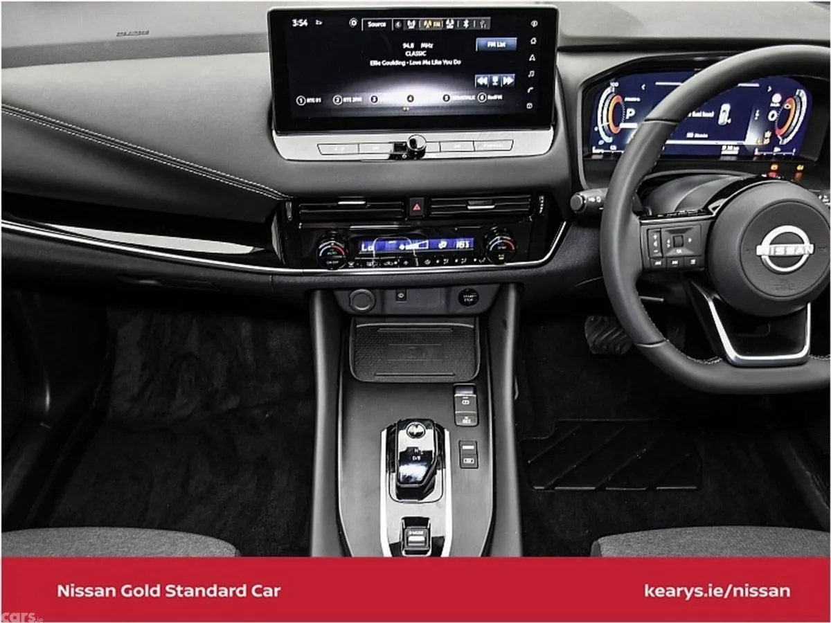 Nissan Qashqai SUV, Petrol Hybrid, 2024, Red