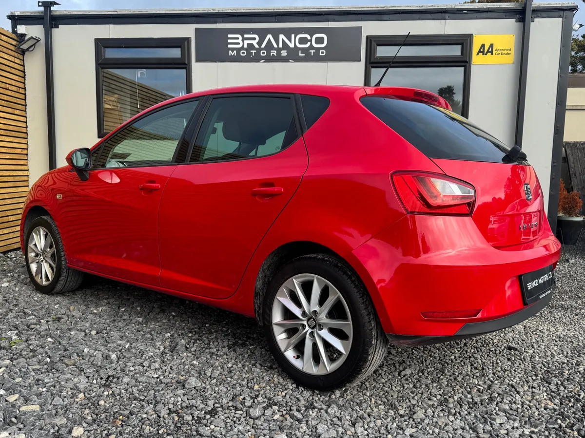 SEAT Ibiza MPV, Petrol, 2016, Red