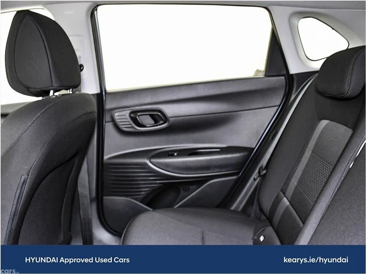 Hyundai i20 Hatchback, Petrol, 2025, Blue