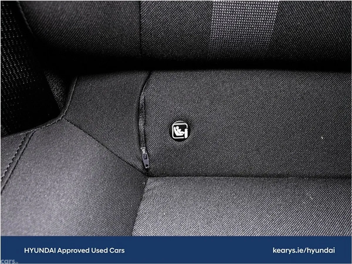 Hyundai i20 Hatchback, Petrol, 2025, Blue