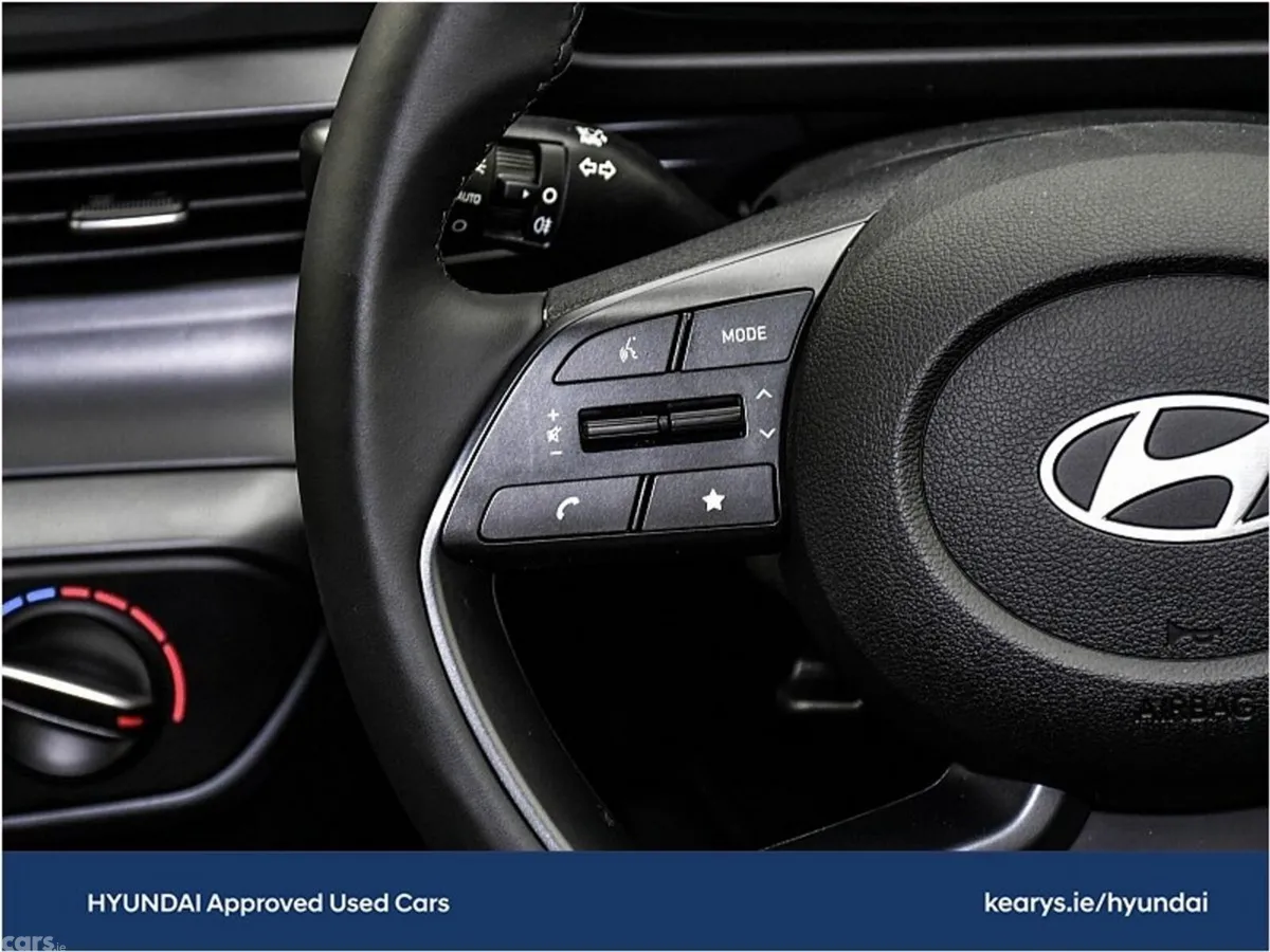 Hyundai i20 Hatchback, Petrol, 2025, Blue