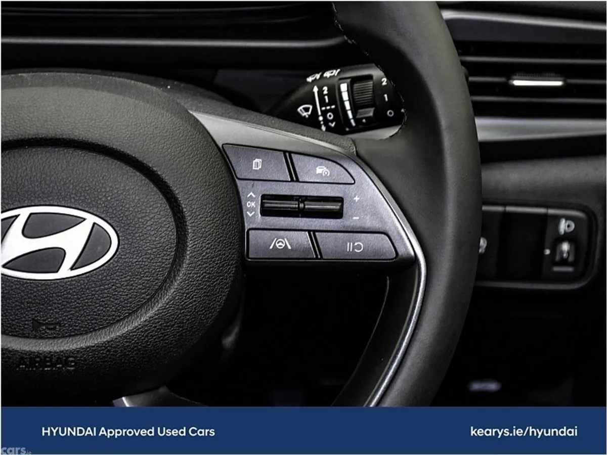 Hyundai i20 Hatchback, Petrol, 2025, Blue
