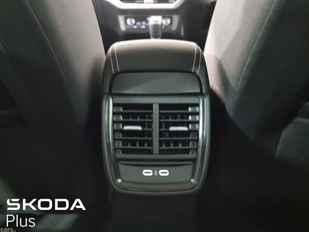 Skoda Kamiq Hatchback, Petrol, 2024, Grey
