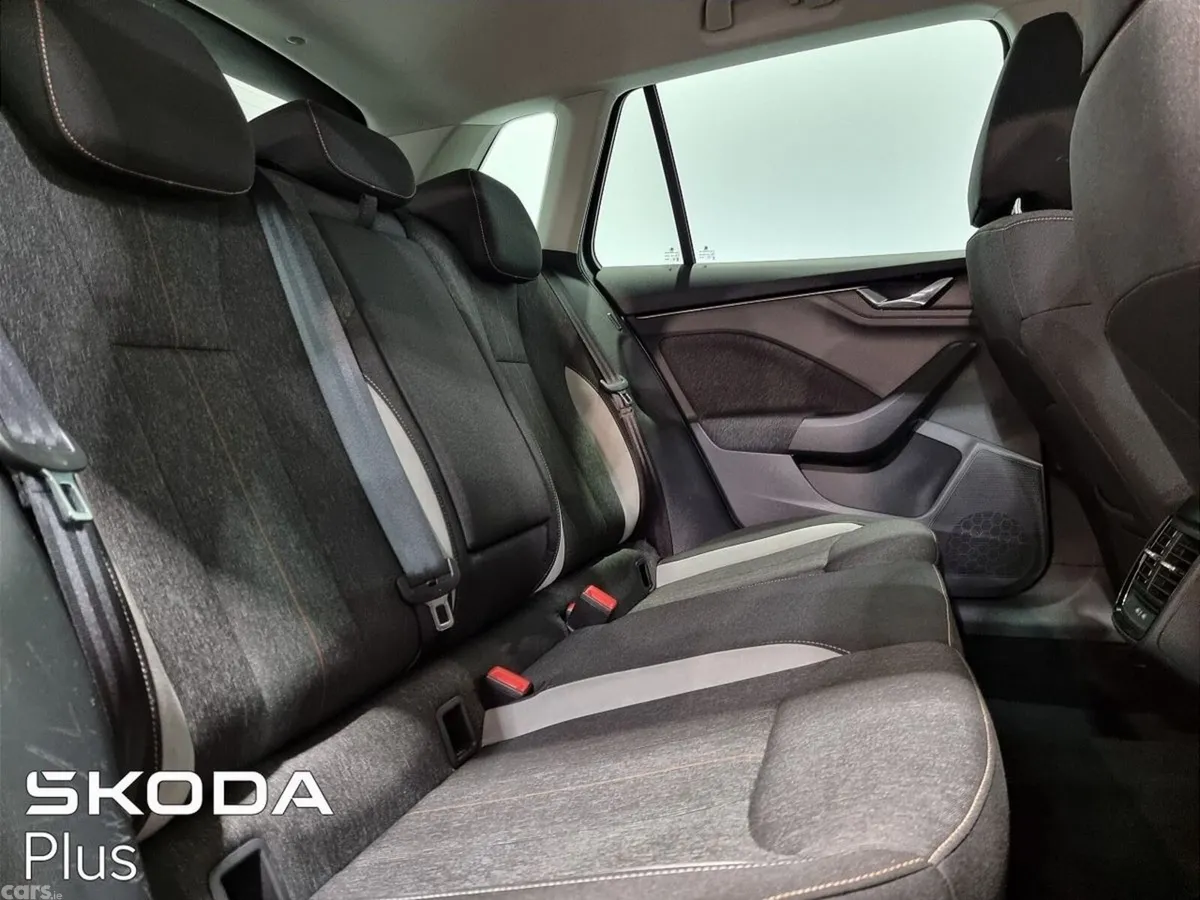 Skoda Kamiq Hatchback, Petrol, 2024, Grey