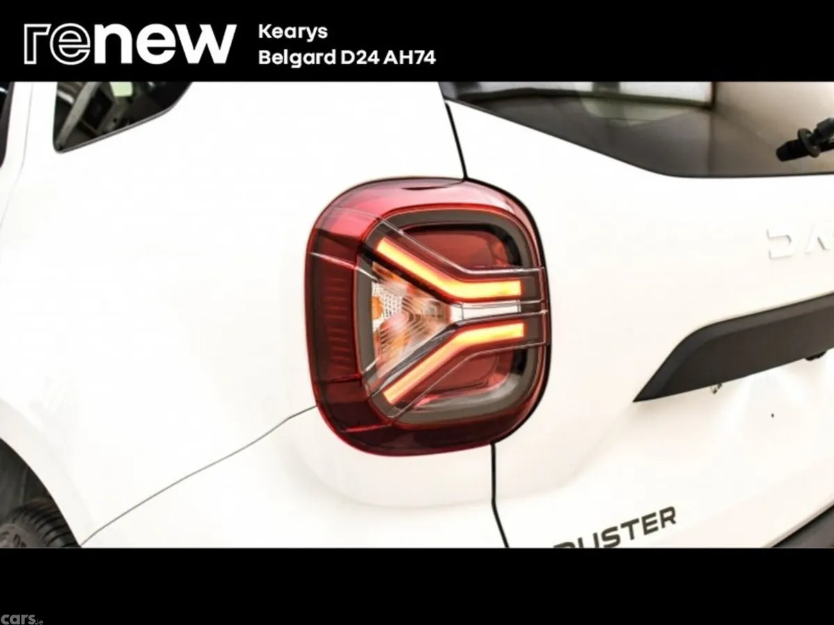 Dacia Duster SUV, Petrol, 2024, White