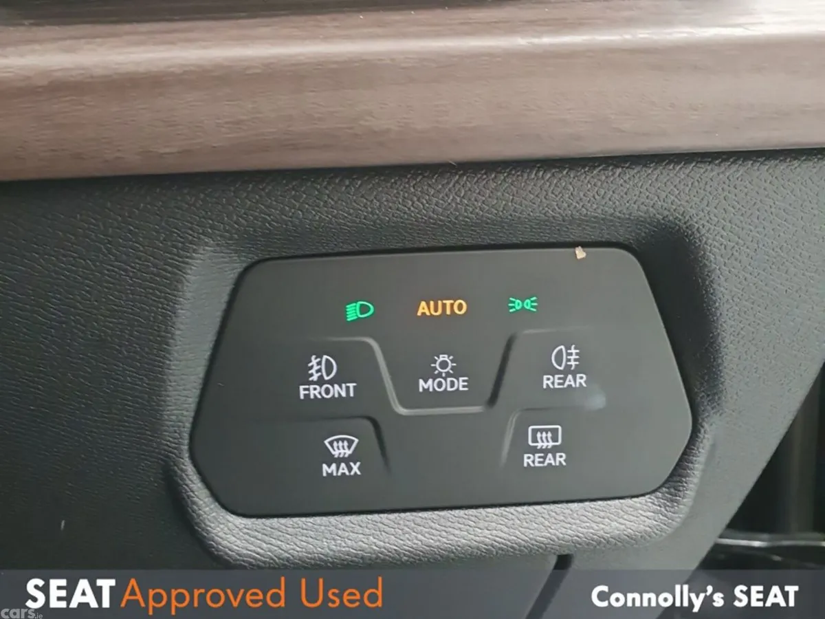 SEAT Leon Hatchback, Petrol Plug-in Hybrid, 2021, Grey