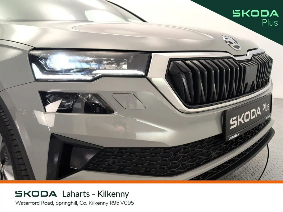 Skoda Karoq SUV, Diesel, 2023, Grey
