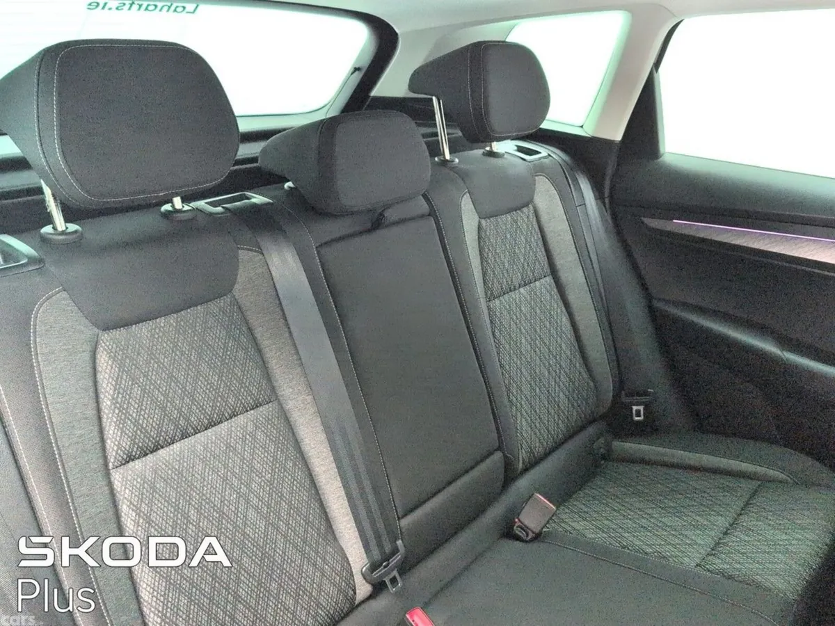 Skoda Karoq SUV, Diesel, 2023, Grey