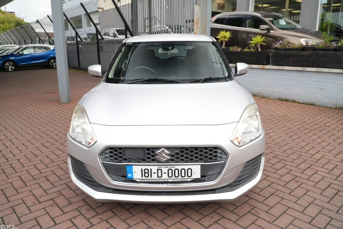 Suzuki Swift Hatchback, Petrol, 2018, Silver