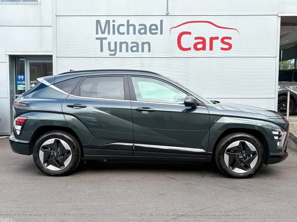 Hyundai KONA Hatchback, Electric, 2026, Green